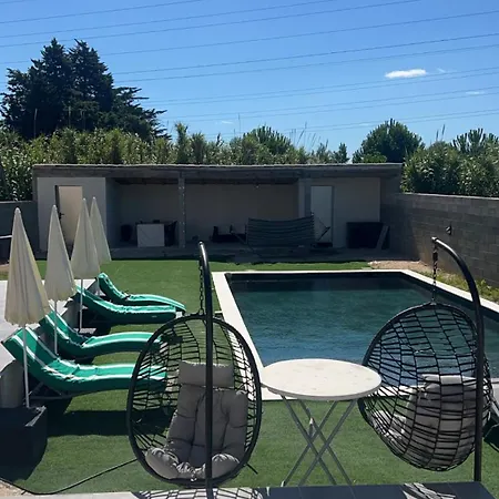 Avec Piscine Villa *